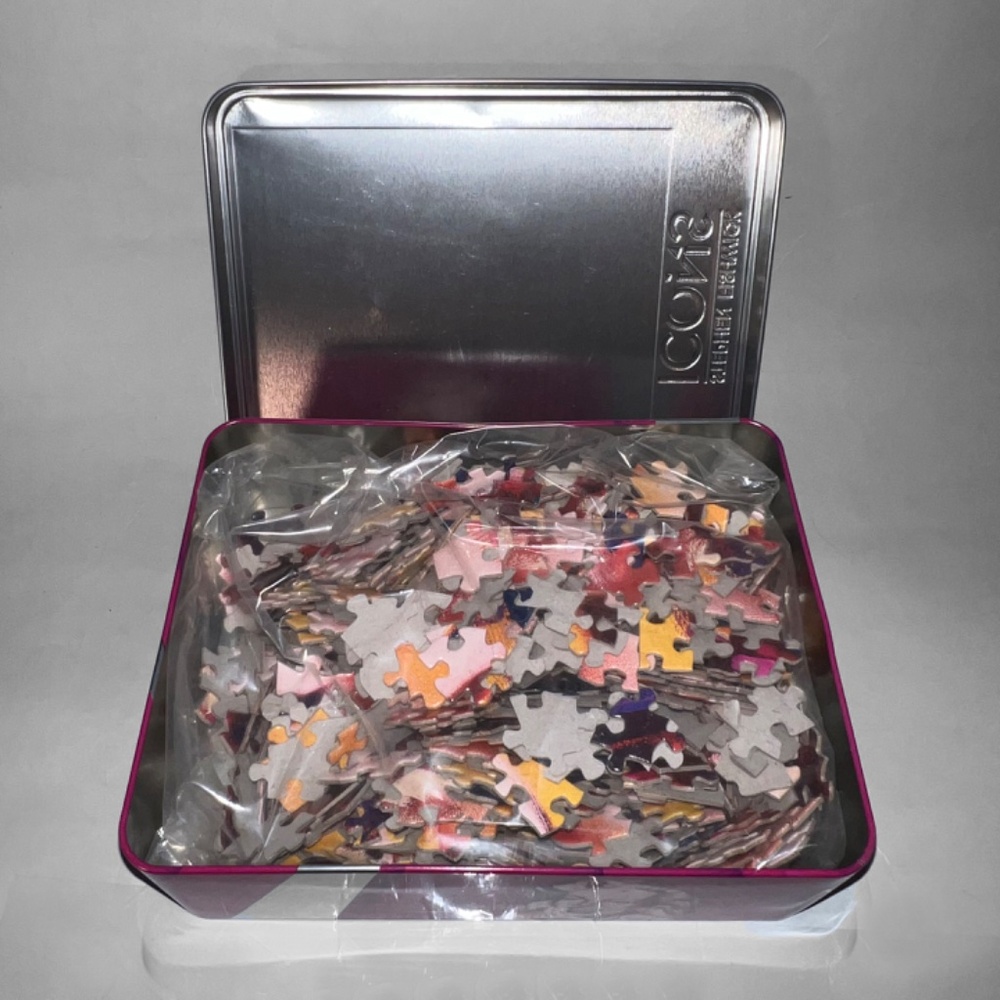 Icons "Fun Girl" Jigsaw Puzzle - Picture 8 of 8